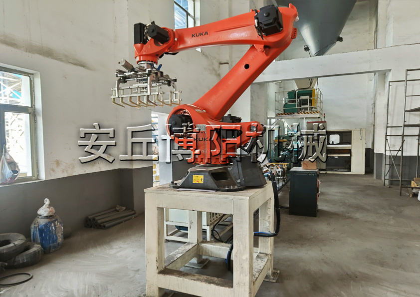 安丘博陽機械袋裝粉料全自動碼垛機有哪些自身優(yōu)勢？