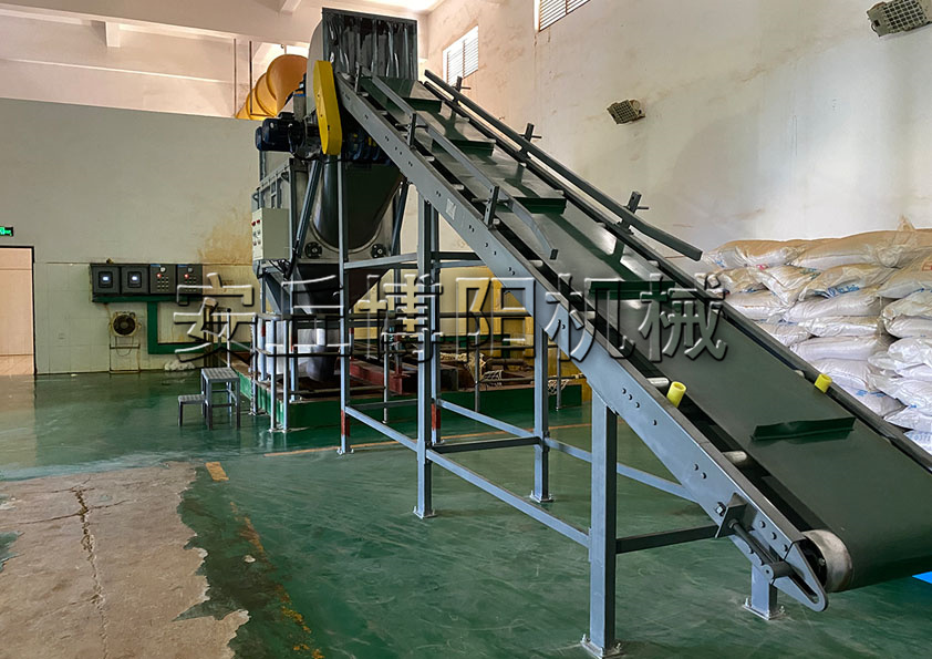 聚丙烯自動拆包機(jī)工業(yè)原理 自動拆袋機(jī)技術(shù)參數(shù)及特點